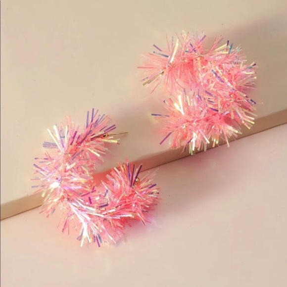 Earrings - Picture 4 of 4